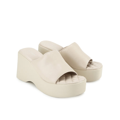 Playboy Sandal Wanita Wedges Keith In Off White