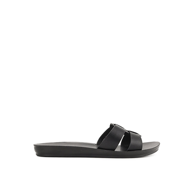 Playboy Sandal Wanita Flats Selena In Black