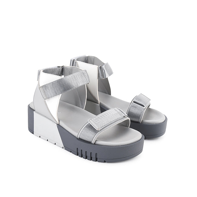 Athea In Grey/White