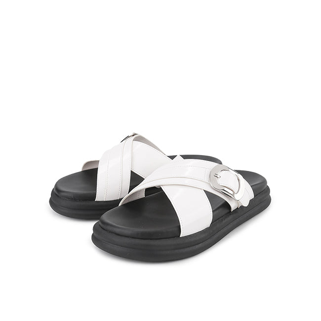 Playboy Sandal Wanita Straps Maudy In White