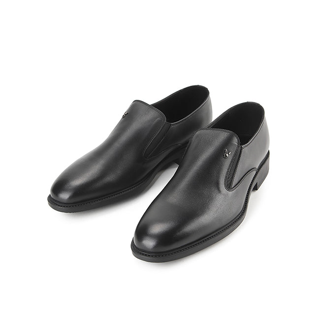 Ellio In Black