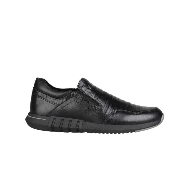 Playboy Sepatu Pria Formal Zanggar Slip On In Black