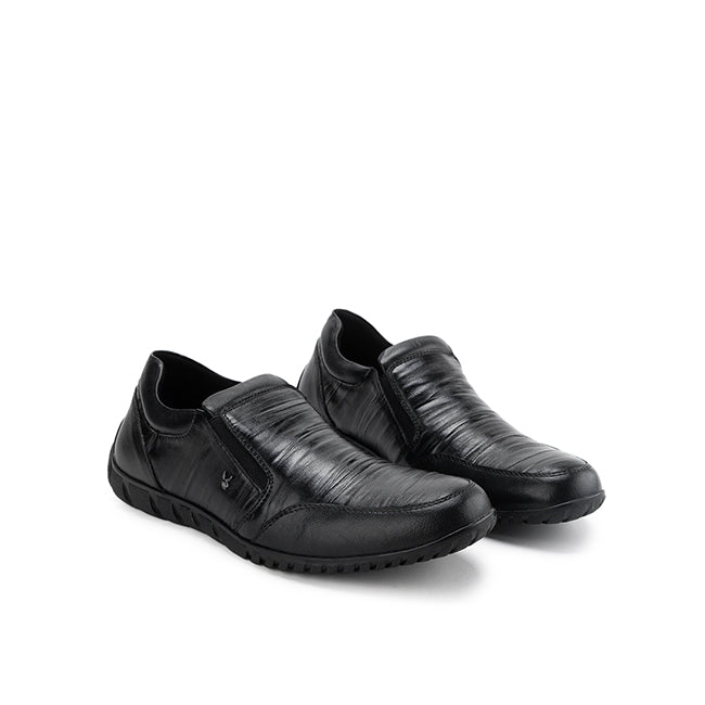 Playboy Sepatu Pria James - Slip On In Black