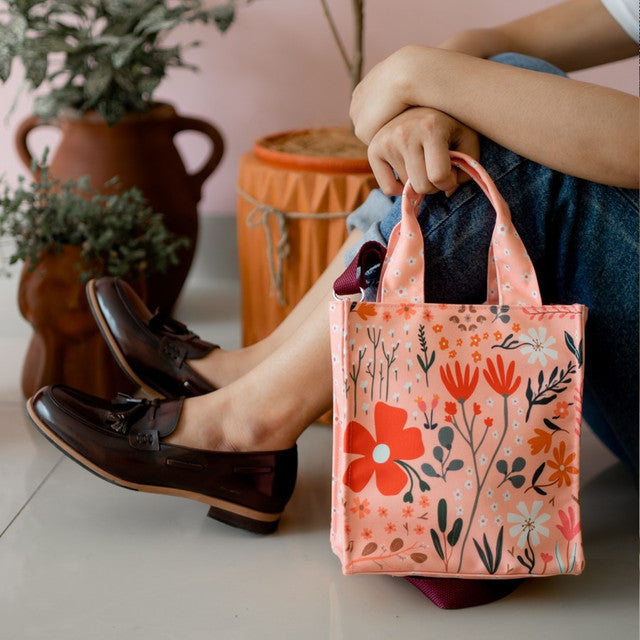 Sovlo Mini Sling Bag Hardantee