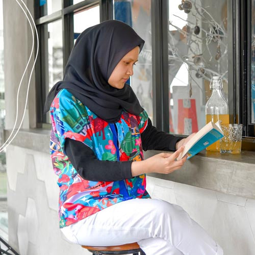 Sovlo x Ilustrator Lokal Vol.2 - Kemeja Oversized Mgwdsgn