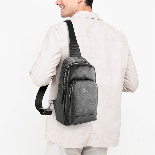 Obermain Bags Pria Brad Chest Bag - L In Black