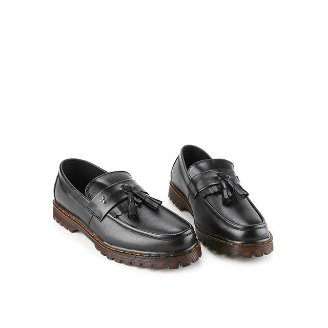 London - Tassel In Black