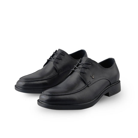 Playboy Shoes Pria Slip On Zerron Laces