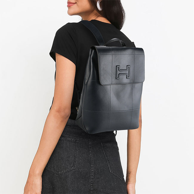 Hush Puppies Tas Wanita Backpack Darlene Backpack M In Navy