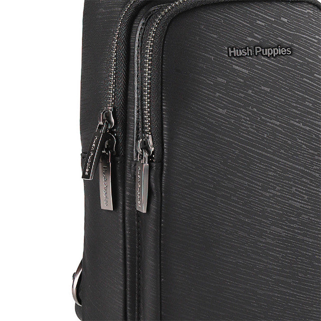 Merric Chest Bag In Black
