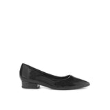 Brissa Edin In Black