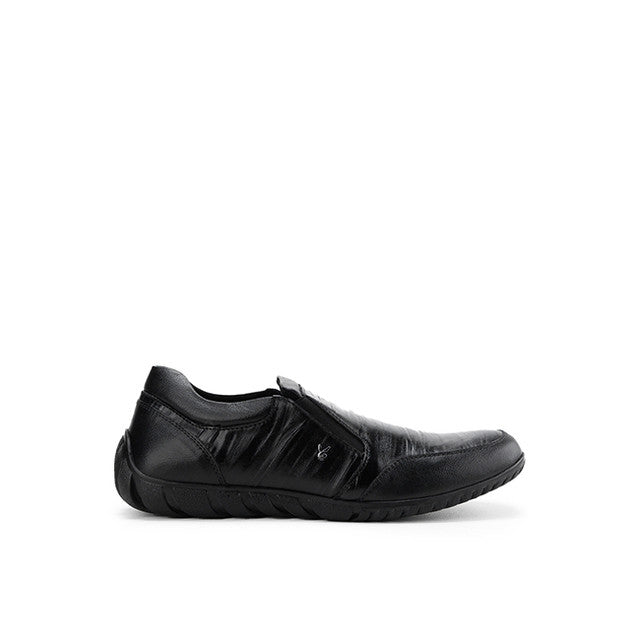 Playboy Sepatu Pria James - Slip On In Black