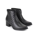 Anne Morna In Black