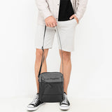 Hush Puppies Tas Pria Kingsley Sling Bag In Black