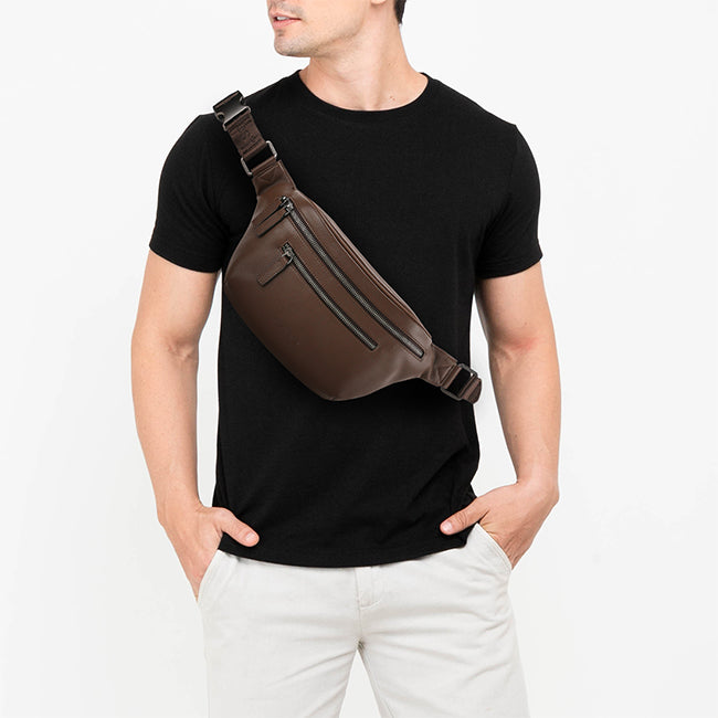 Edmund Waist Bag In Chocolate