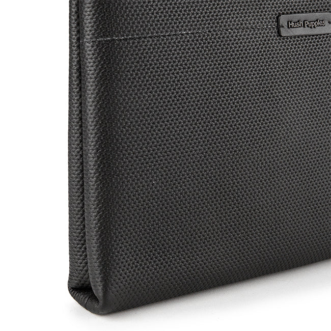 Germin Clutch In Black