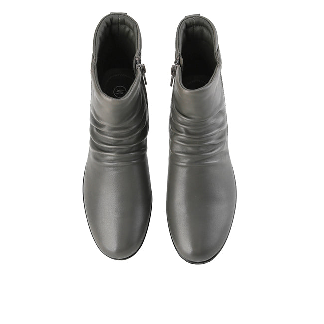Breeze Ruby In Grey