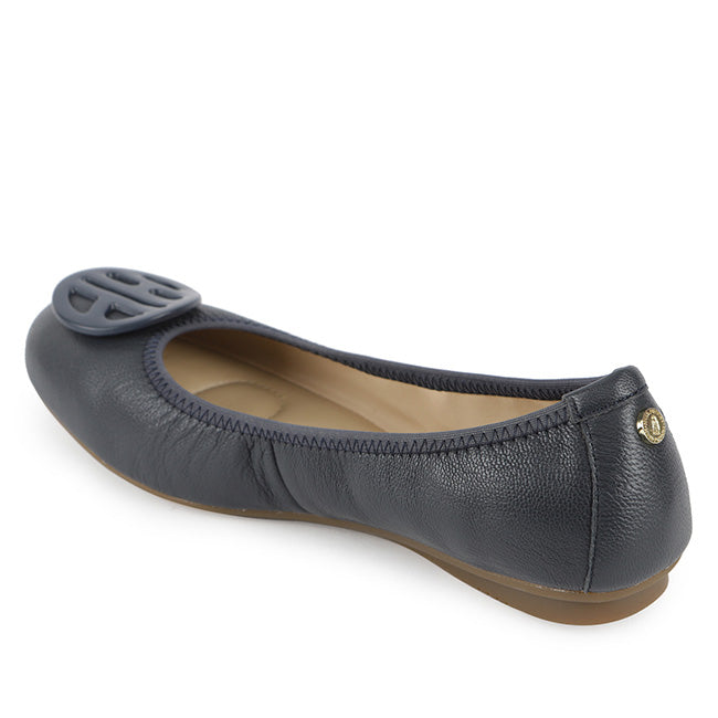 Hush Puppies Sepatu Flats Wanita Samantha In Dark Blue
