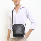 Obermain Men Dennis Sling Bag-L In Black