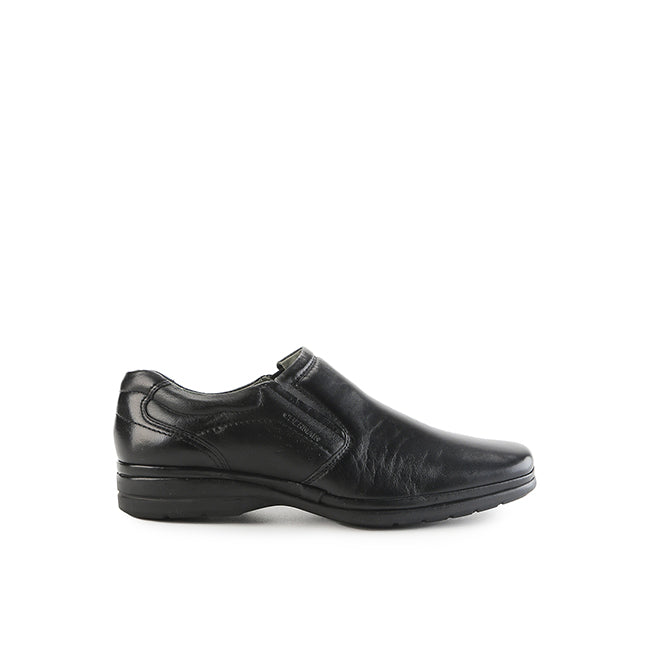 Amos Kenji In Black