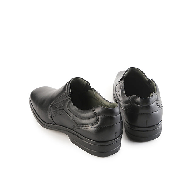 Amos Kenji In Black