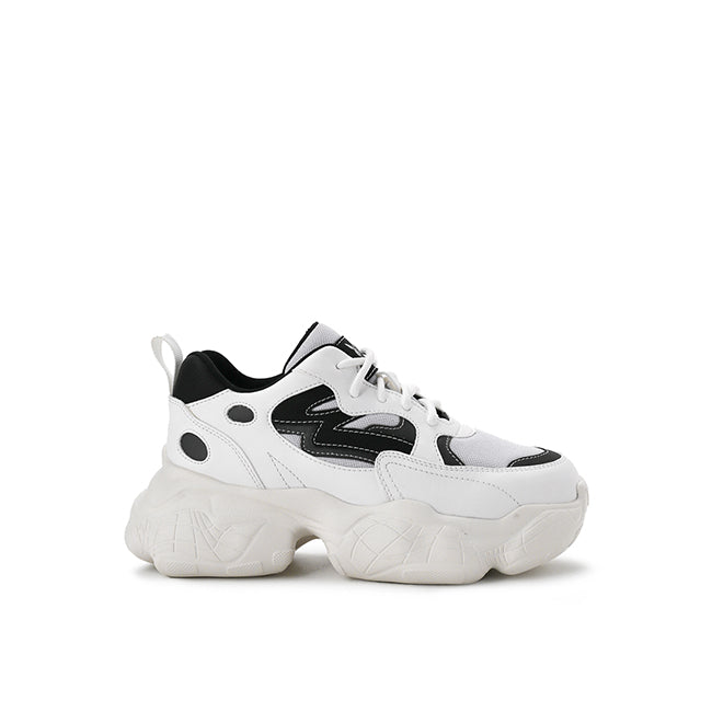 Playboy Sepatu Sneakers Wanita Lamona In White/Black