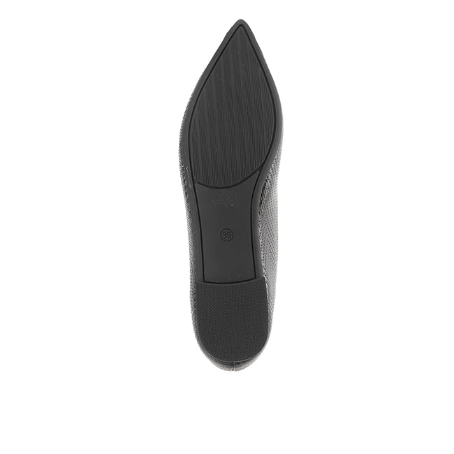 Playboy Sepatu Wanita Flats Evangeline In Black