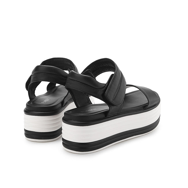 Playboy Sandal Wanita Sling Back Adora In Black