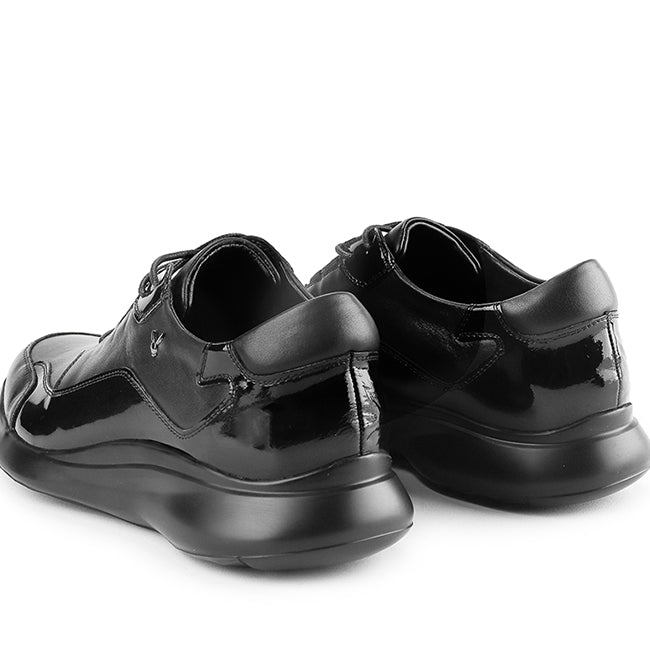 Playboy Sepatu Casual Pria Suggara In Black