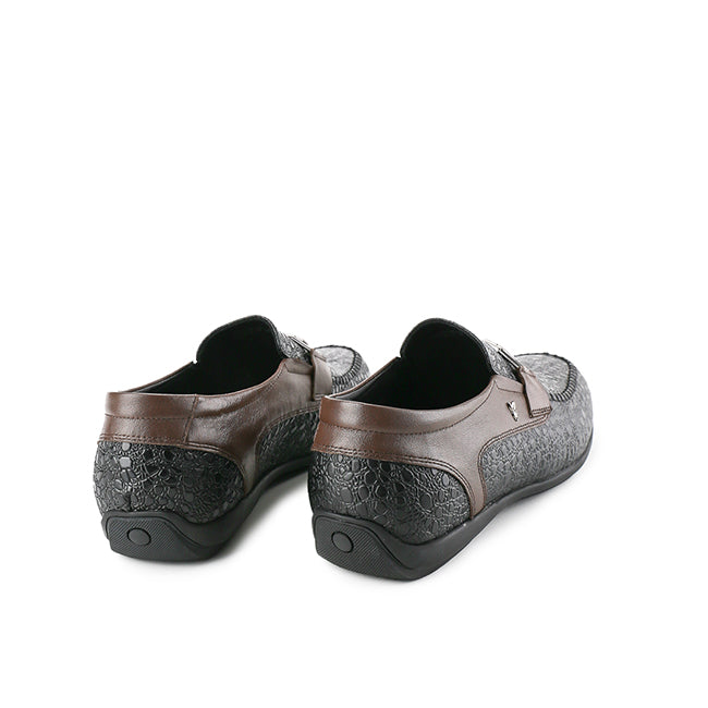 Playboy Sepatu Loafer Pria Zharrius In Black/Coffee